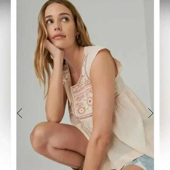 Lucky Brand Top NWT Embroidered Flutter Short Sleeve V-Neck Womens Size Large - Picture 2 of 4